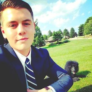 Meet your Posher, Cameron